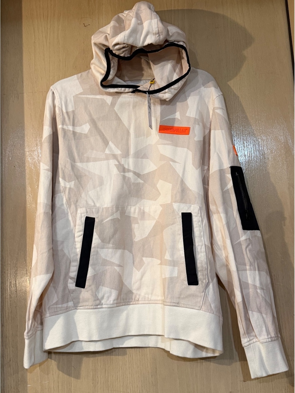 CAT Workwear Men's Camouflage Pullover Hoodie Beige Orange Patch NWT small
